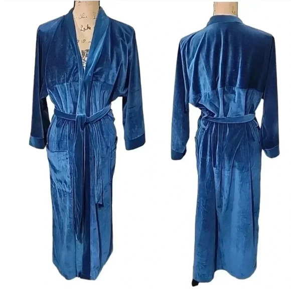 CHRISTIAN Dior Vintage Blue Robe - Picture 2 of 10